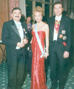 Fernando_Muñoz_Altea_with_the_Duke_of_Castro_and_Duchess_of_Castro