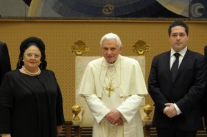HIH Grand Duchess Maria Vladimirovna, Pope Benedict XVI and Grand Duke George Mikhailovich (Source: Paul Gilbert).